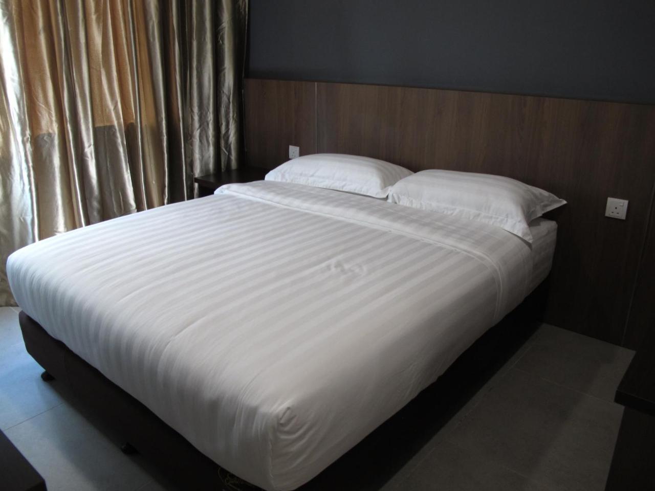 Hotel Sukaramai Kampung Gurun Exterior photo