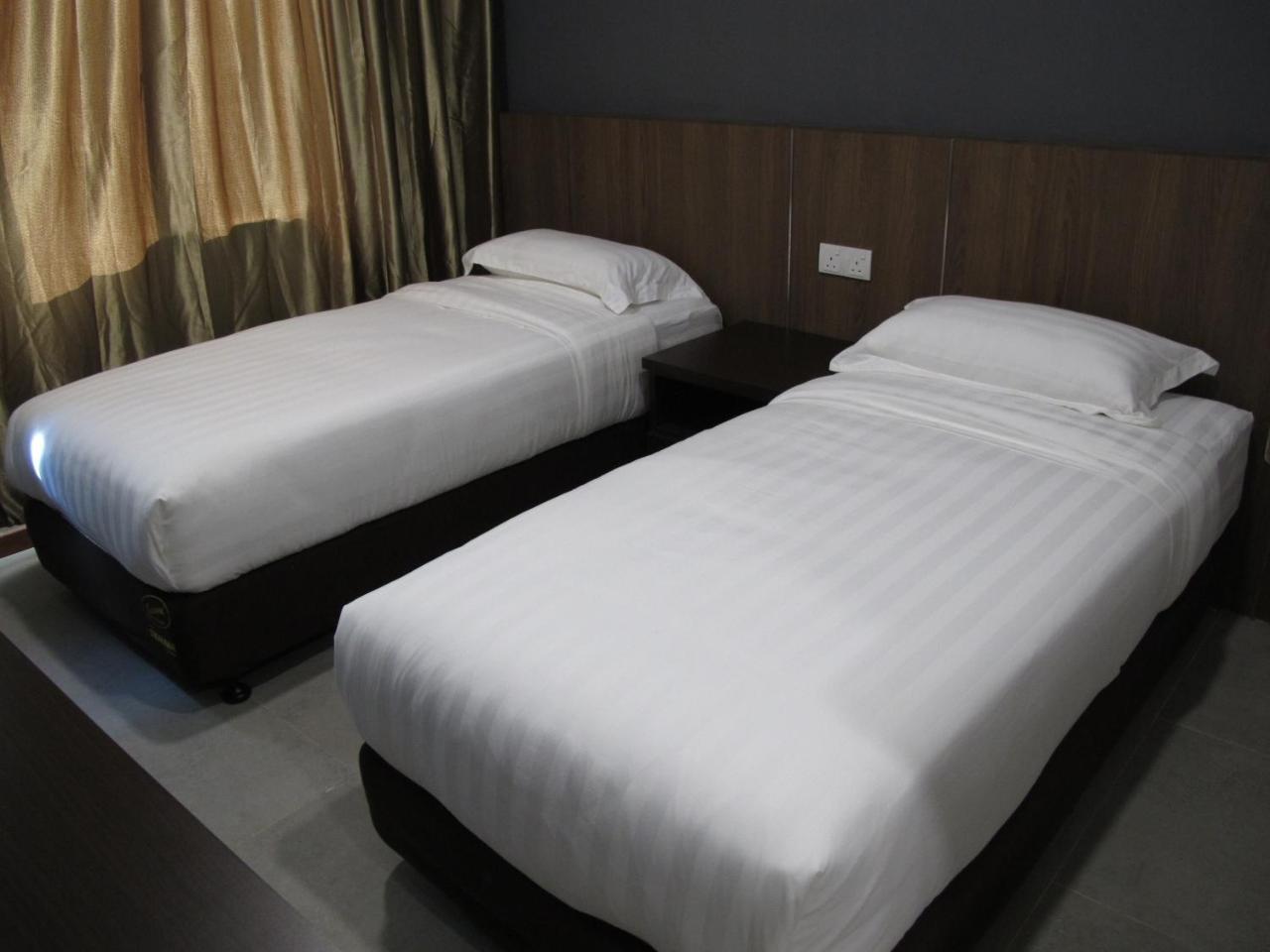 Hotel Sukaramai Kampung Gurun Exterior photo