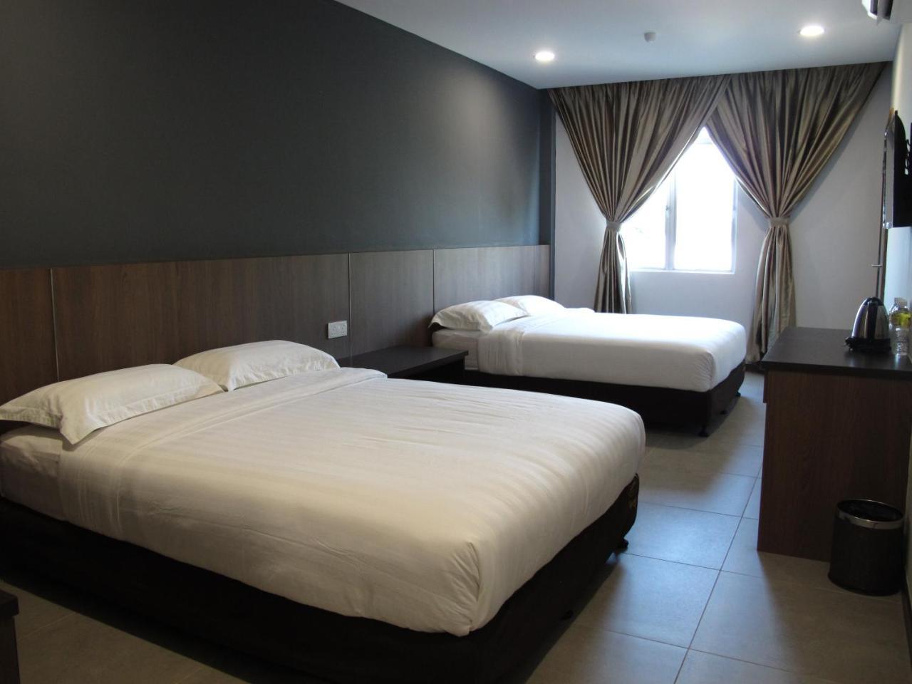 Hotel Sukaramai Kampung Gurun Exterior photo